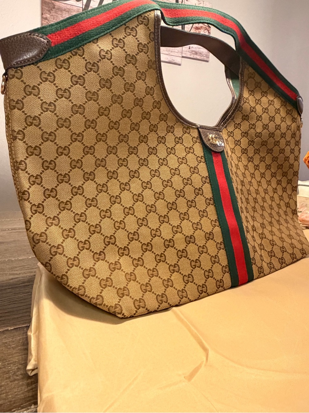 Large Tote w/ Detachable Pouch + Extended Strap - Picture 2 of 12